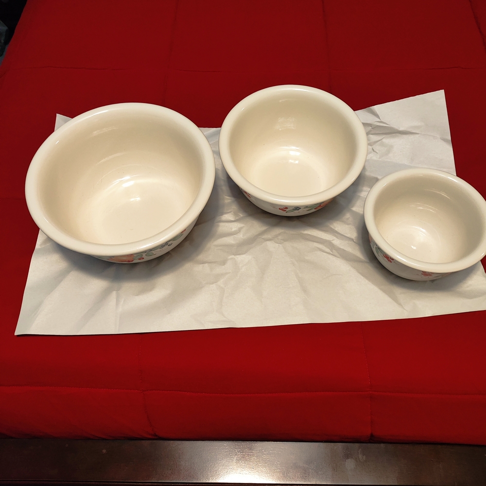 Corelle Pink and White Stoneware Bowl